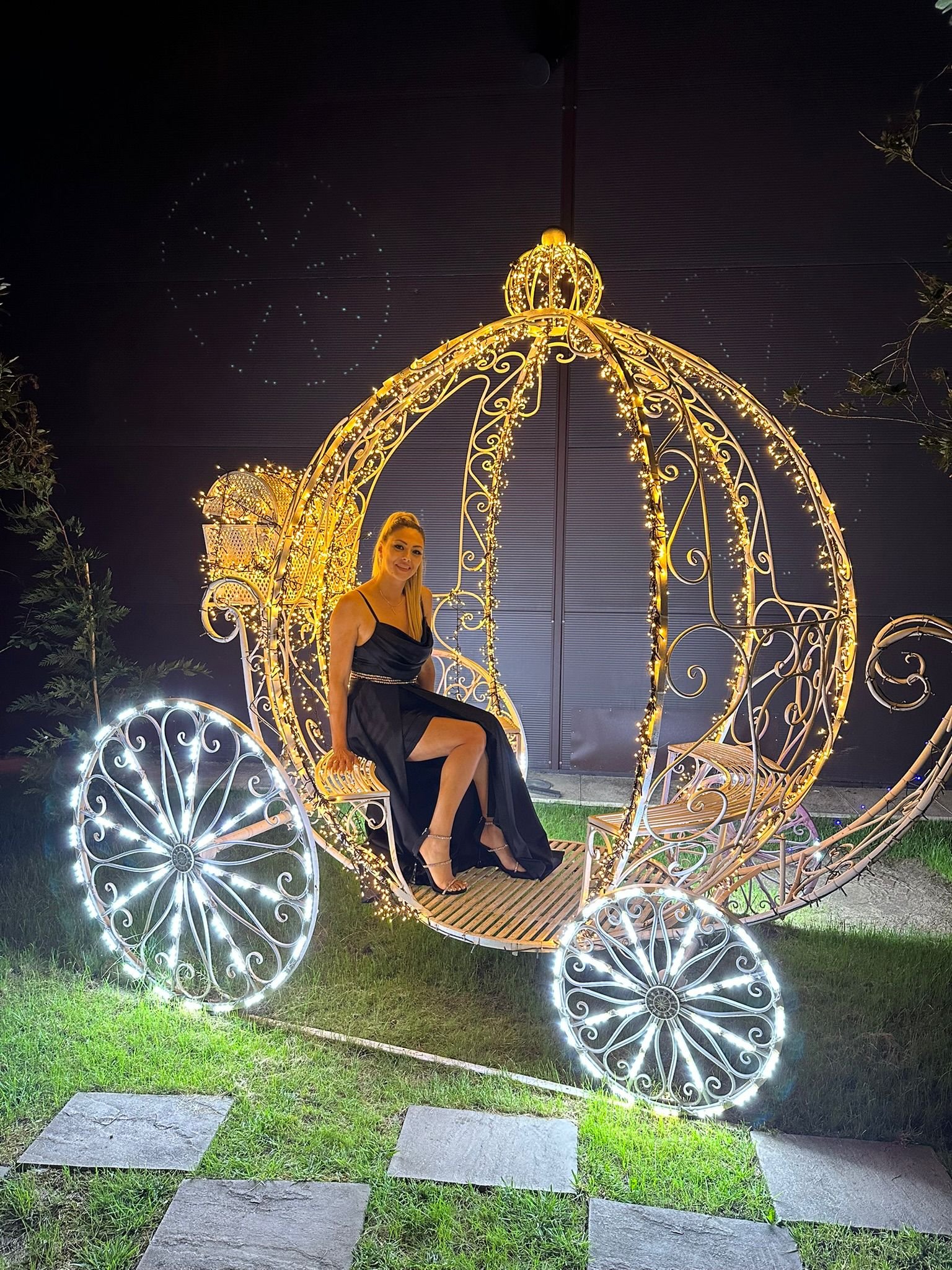 Moment Aranjamente Gradina si Curte